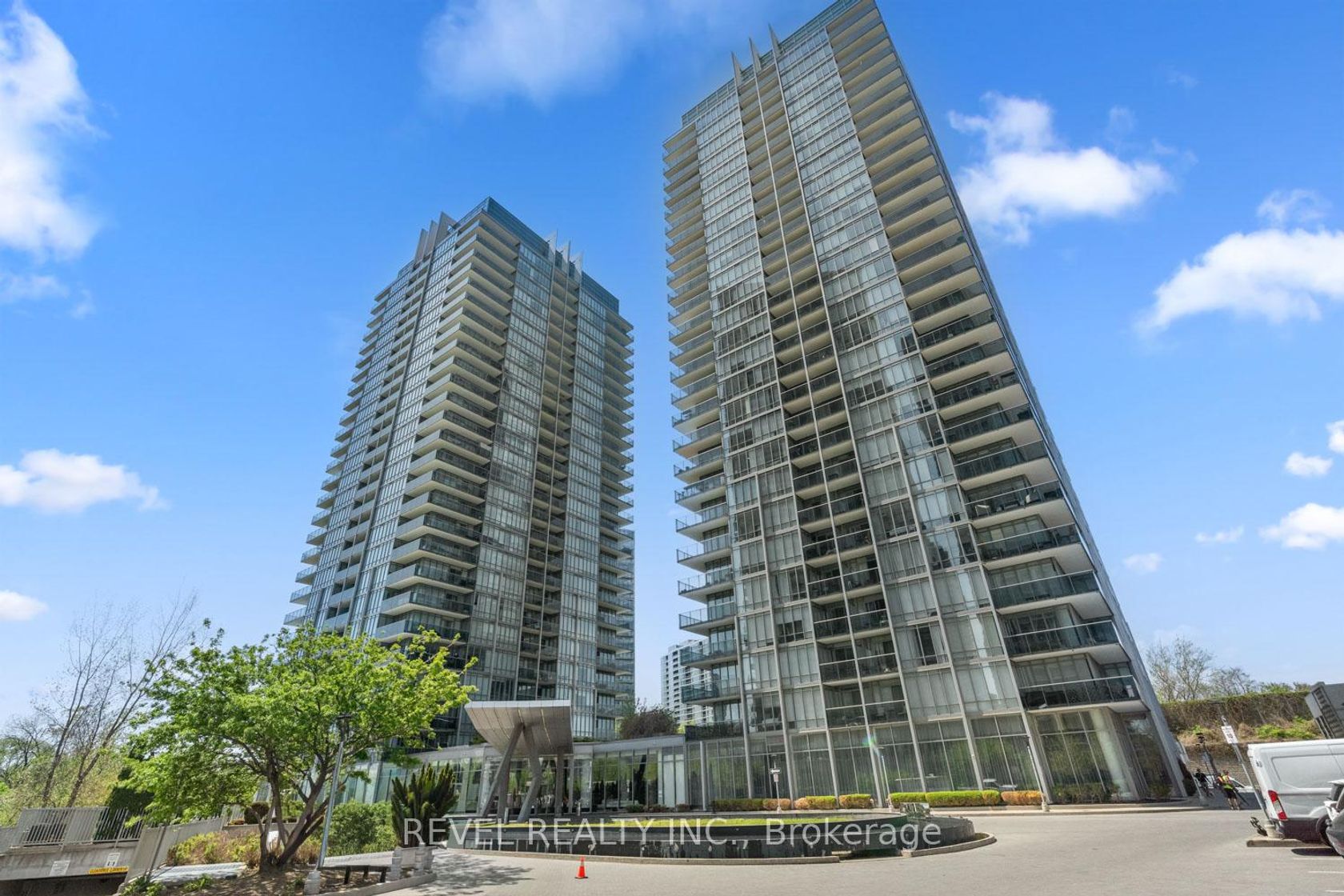 516 - 88 Park Lawn Road, Mimico, Toronto photo number 2