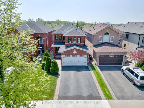 Photo 0 at 37 Princeton Gate, Maple, Vaughan