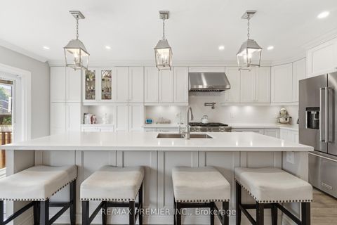 Photo 20 at 37 Princeton Gate, Maple, Vaughan