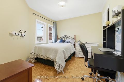 Photo 26 at 37 Princeton Gate, Maple, Vaughan