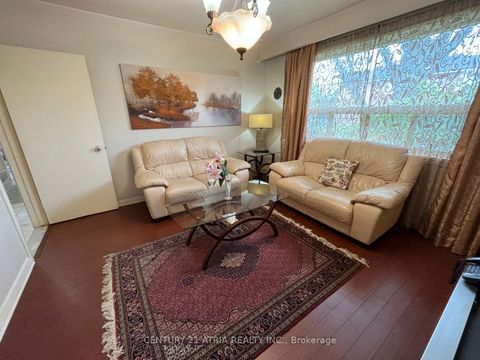 Photo 14 at 37 Tefley Road, Newtonbrook West, Toronto