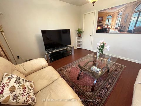 Photo 15 at 37 Tefley Road, Newtonbrook West, Toronto