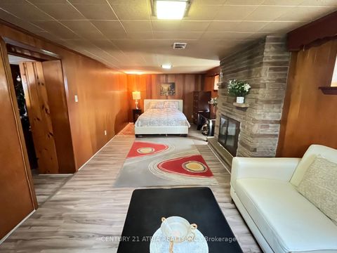 Photo 21 at 37 Tefley Road, Newtonbrook West, Toronto