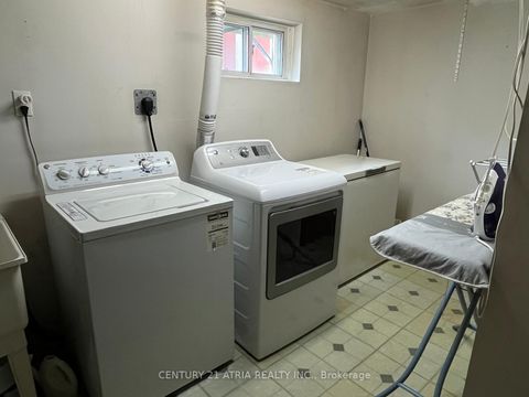 Photo 29 at 37 Tefley Road, Newtonbrook West, Toronto