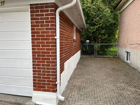 Photo 38 at 37 Tefley Road, Newtonbrook West, Toronto