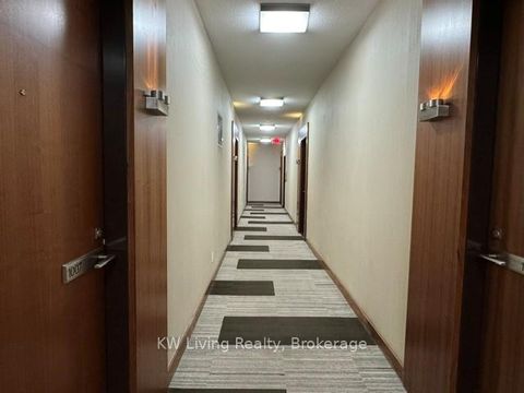 Photo 14 at 1010 - 500 Sherbourne Street, North St. James Town, Toronto