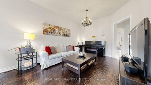 Photo 1 at 23 Piera Gardens, South Unionville, Markham