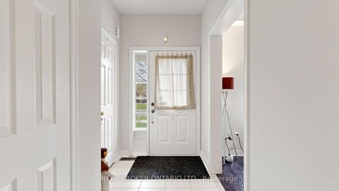 Photo 8 at 23 Piera Gardens, South Unionville, Markham