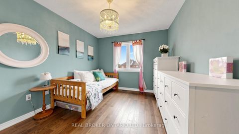 Photo 15 at 23 Piera Gardens, South Unionville, Markham