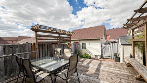 Photo 22 at 23 Piera Gardens, South Unionville, Markham