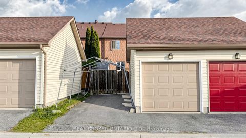 Photo 23 at 23 Piera Gardens, South Unionville, Markham