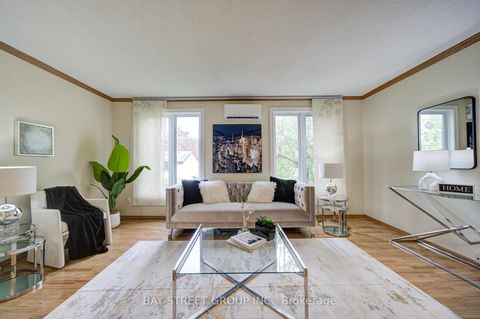 Photo 6 at 154 Thoms Crescent, Central Newmarket, Newmarket