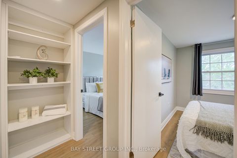Photo 19 at 154 Thoms Crescent, Central Newmarket, Newmarket