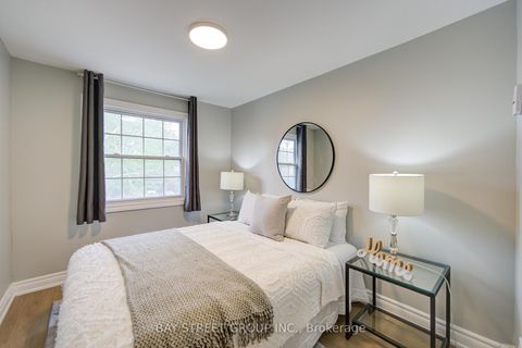Photo 21 at 154 Thoms Crescent, Central Newmarket, Newmarket