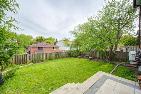 Photo 45 at 154 Thoms Crescent, Central Newmarket, Newmarket