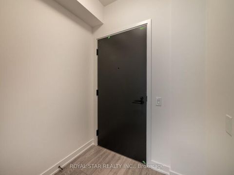 Photo 2 at 518 - 108 Peter Street, Waterfront Communities C1, Toronto