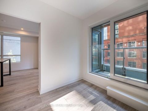 Photo 14 at 518 - 108 Peter Street, Waterfront Communities C1, Toronto