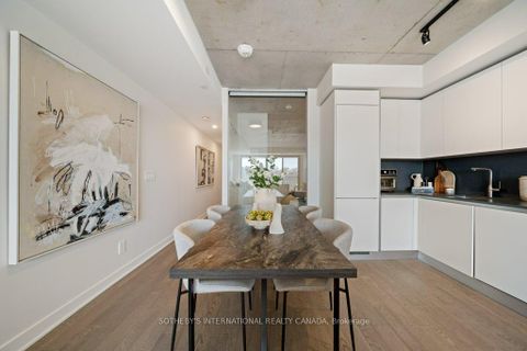 Photo 3 at 323 - 2720 Dundas Street W, Junction Area, Toronto