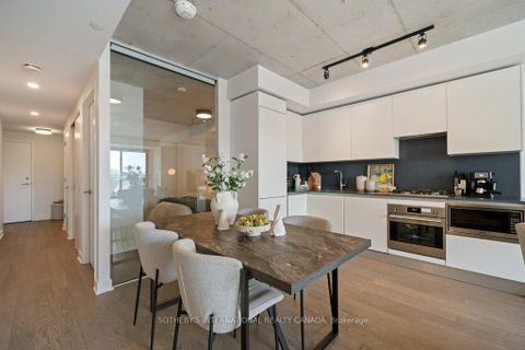 Photo 4 at 323 - 2720 Dundas Street W, Junction Area, Toronto
