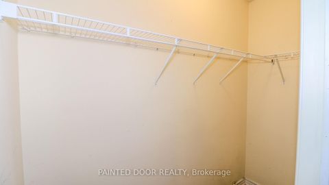 Photo 11 at 116 Thrushwood Drive, 400 West, Barrie