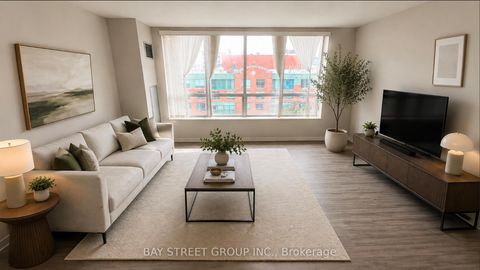 Photo 3 at 902 - 284 Bloor Street W, Annex, Toronto