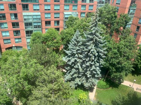 Photo 7 at 902 - 284 Bloor Street W, Annex, Toronto