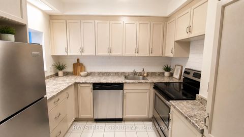 Photo 8 at 902 - 284 Bloor Street W, Annex, Toronto
