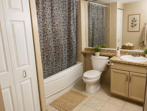 Photo 14 at 902 - 284 Bloor Street W, Annex, Toronto