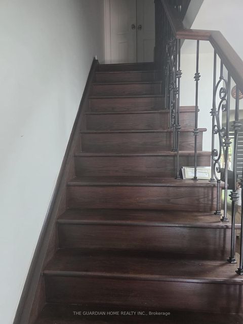 Photo 2 at 5 - 101 Dundalk Drive, Dorset Park, Toronto