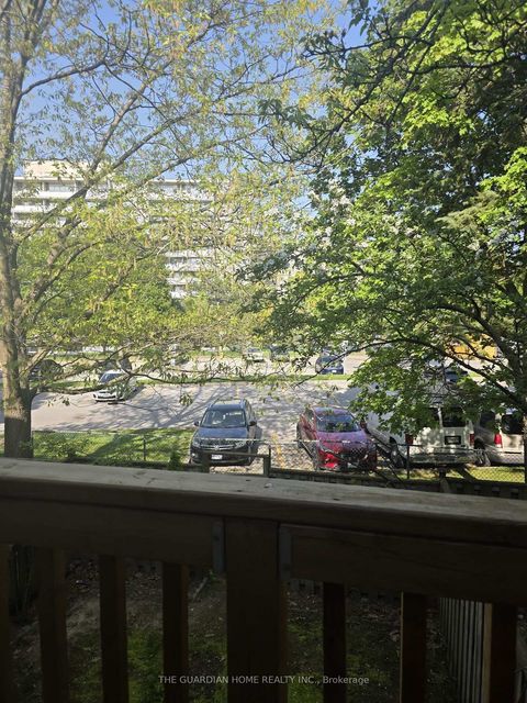 Photo 7 at 5 - 101 Dundalk Drive, Dorset Park, Toronto