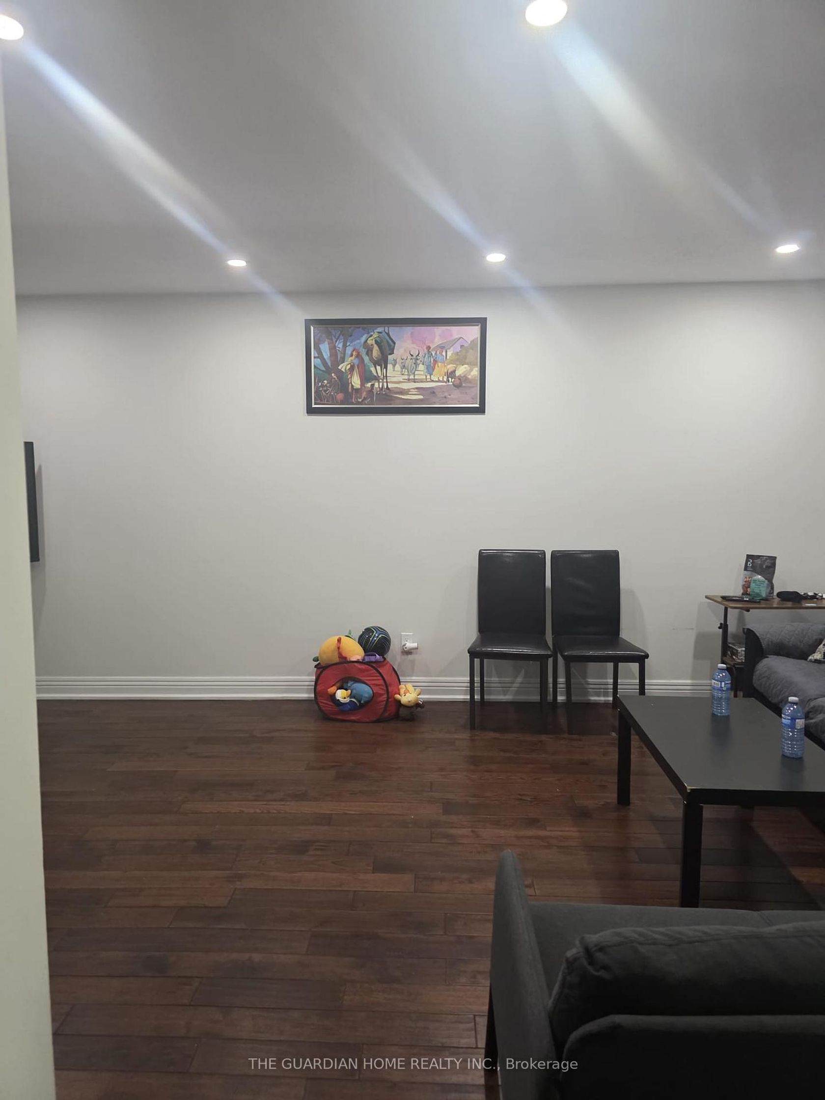 5 - 101 Dundalk Drive, Dorset Park, Toronto photo 6