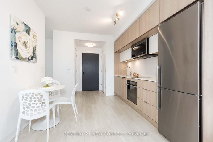 Photo 23 at 939 - 25 Adra Grado Way, Bayview Village, Toronto