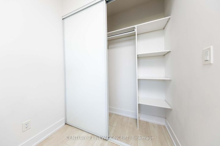 Photo 30 at 939 - 25 Adra Grado Way, Bayview Village, Toronto