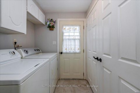 Photo 7 at 6 Pine Hill Court, Rural Innisfil, Innisfil