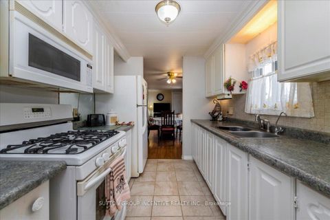 Photo 8 at 6 Pine Hill Court, Rural Innisfil, Innisfil