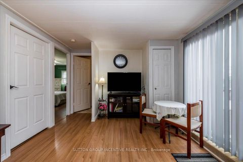 Photo 11 at 6 Pine Hill Court, Rural Innisfil, Innisfil