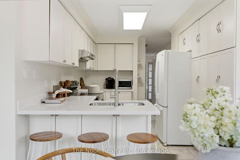 Photo 14 at 715 Anderson Street, Blue Grass Meadows, Whitby
