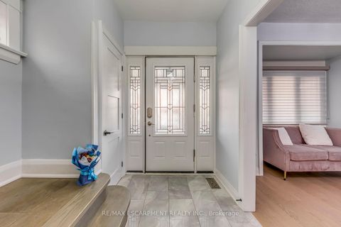 Photo 2 at 108 Runnymede Road, Swansea, Toronto
