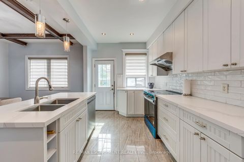 Photo 10 at 108 Runnymede Road, Swansea, Toronto