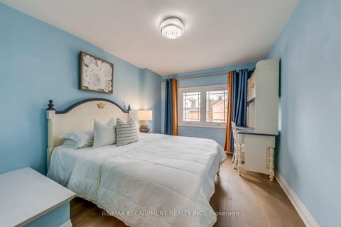Photo 18 at 108 Runnymede Road, Swansea, Toronto