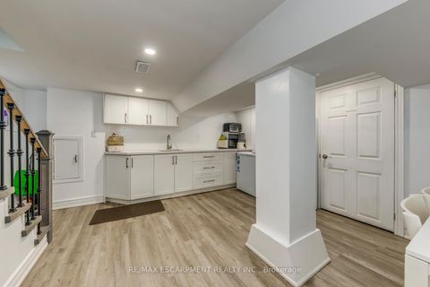 Photo 24 at 108 Runnymede Road, Swansea, Toronto