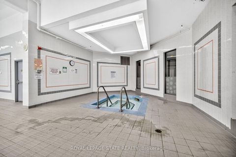 Photo 40 at 1918 - 3 Greystone Walk Drive, Kennedy Park, Toronto
