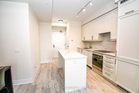 Photo 2 at 811 - 9085 Jane Street, Concord, Vaughan