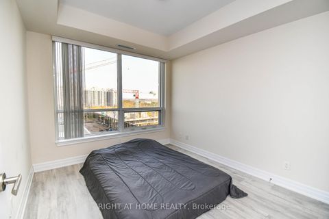 Photo 8 at 811 - 9085 Jane Street, Concord, Vaughan
