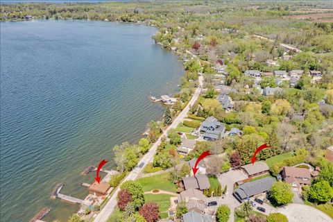 Photo 3 at 229 Lake Drive N, Historic Lakeshore Communities, Georgina