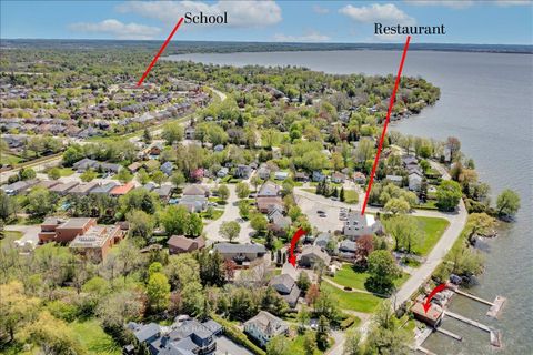 Photo 4 at 229 Lake Drive N, Historic Lakeshore Communities, Georgina