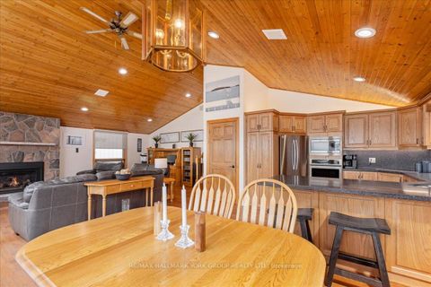 Photo 18 at 229 Lake Drive N, Historic Lakeshore Communities, Georgina
