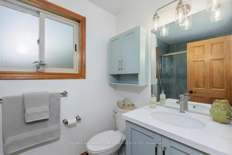 Photo 20 at 229 Lake Drive N, Historic Lakeshore Communities, Georgina