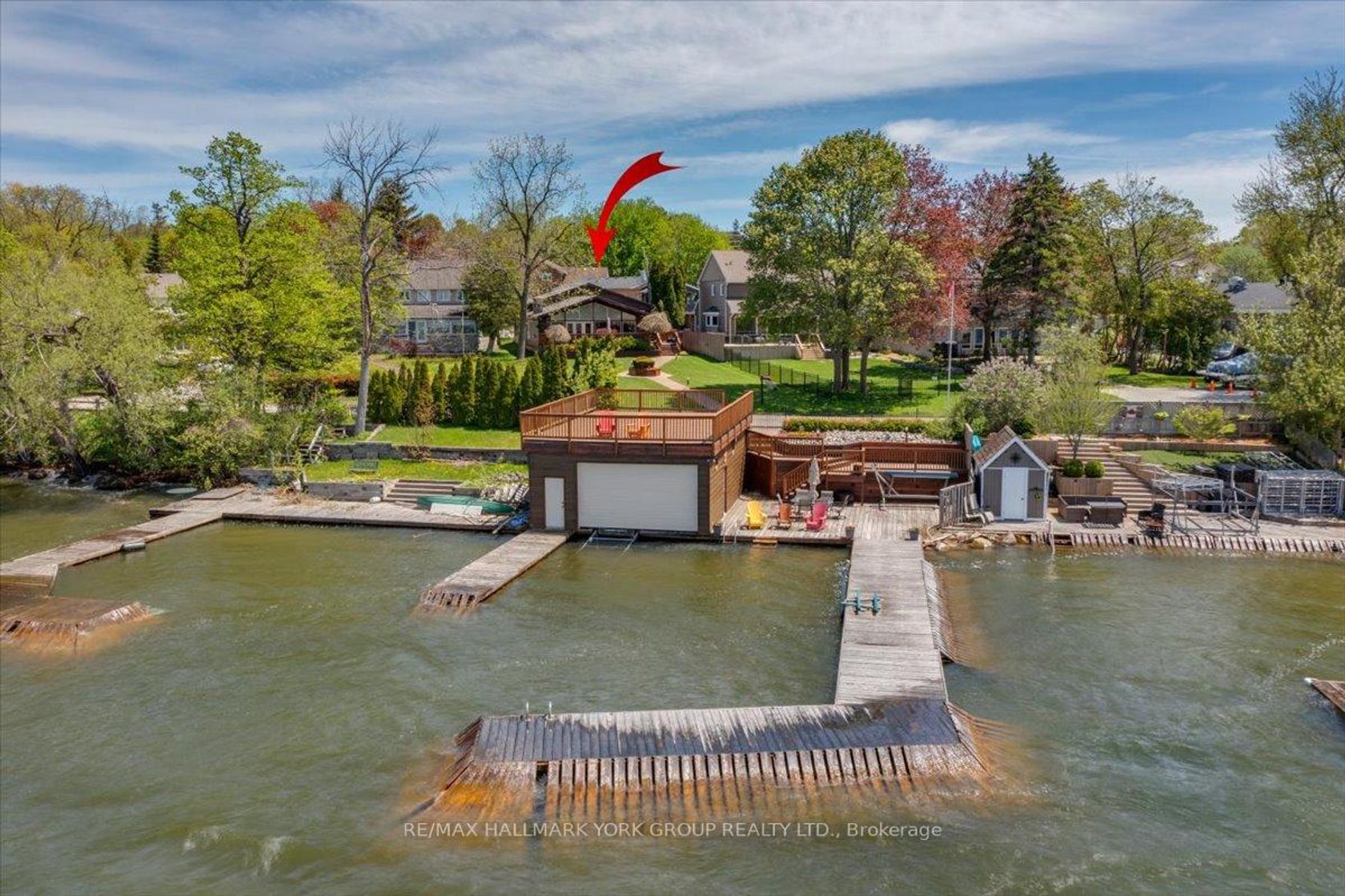 229 Lake Drive N, Historic Lakeshore Communities, Georgina photo number 2