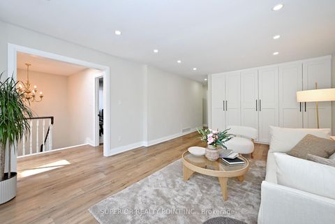 Photo 5 at 150 Mathewson Street N, Maple, Vaughan